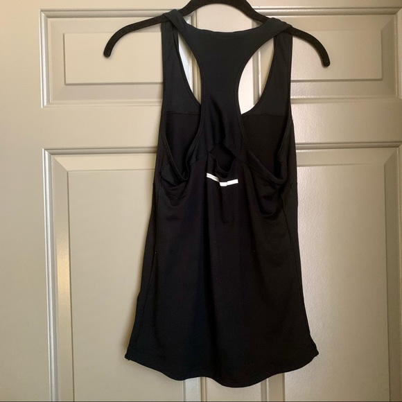 Adidas Fitted Running Tank Top size S - Picture 2 of 4